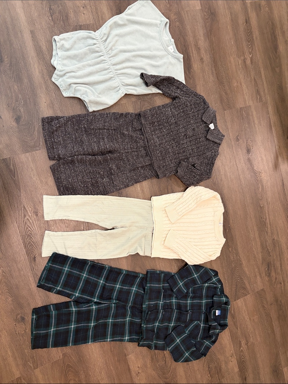 GAP Kids Knit Set, Sweater, Pajama set, Leggings and Romper(18-24M)